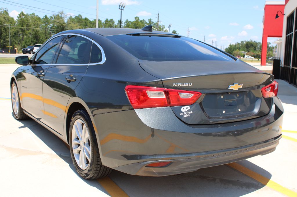 2016 Chevrolet Malibu - $9,399