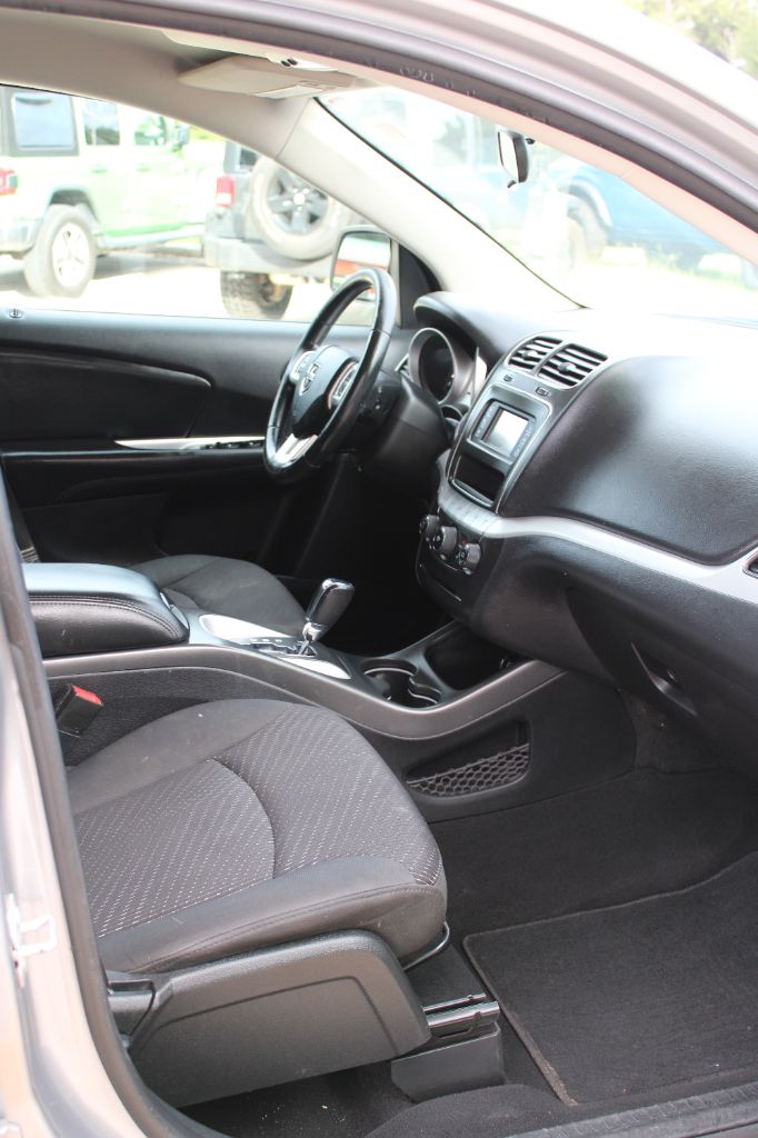 2018 Dodge Journey - $10,299