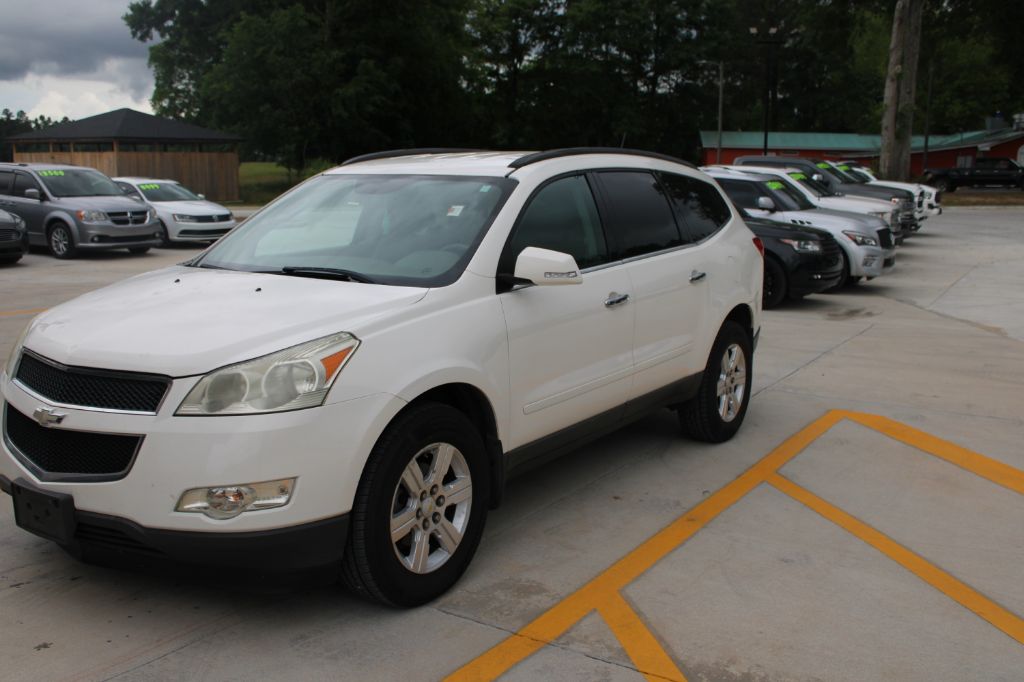 2011 Chevrolet Traverse - $8,099