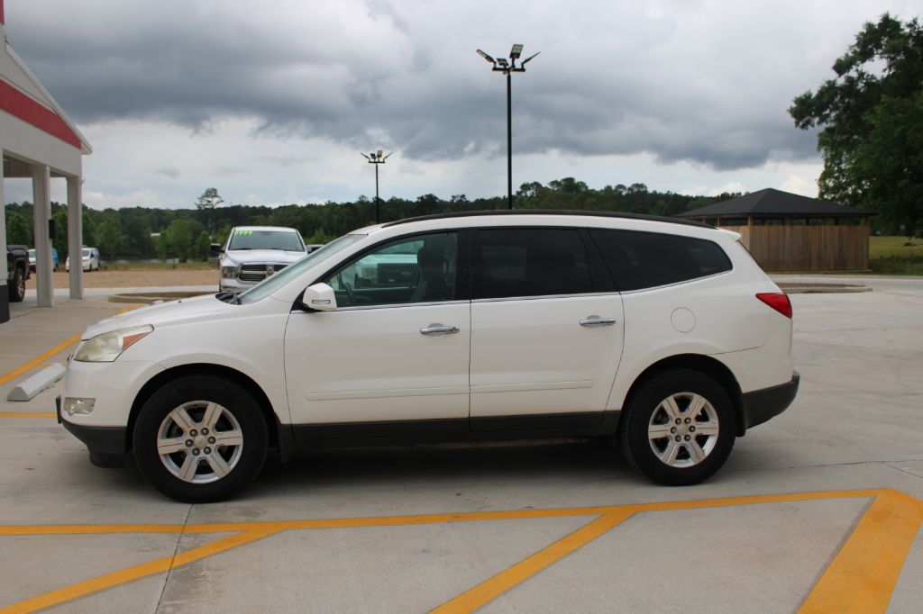 2011 Chevrolet Traverse - $8,099