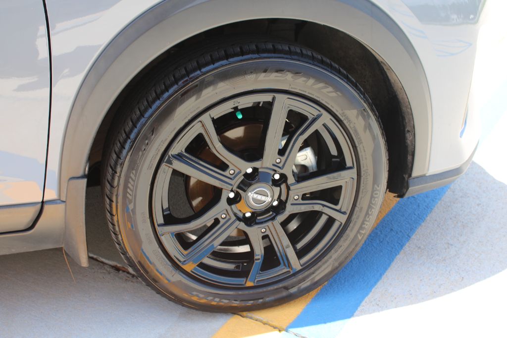 2022 Nissan Kicks - $12,499