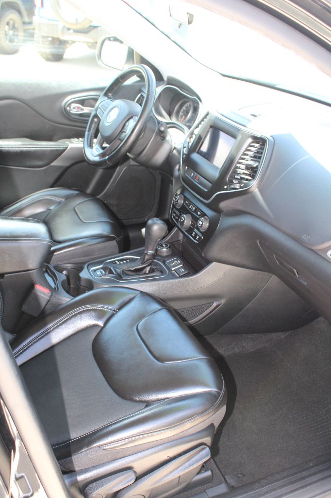 2020 Jeep Cherokee - $10,799