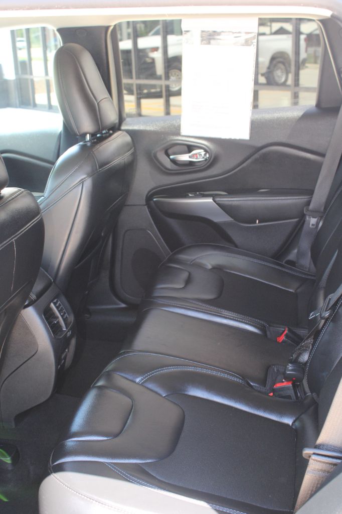 2020 Jeep Cherokee - $10,799