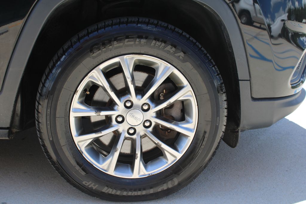 2020 Jeep Cherokee - $10,799