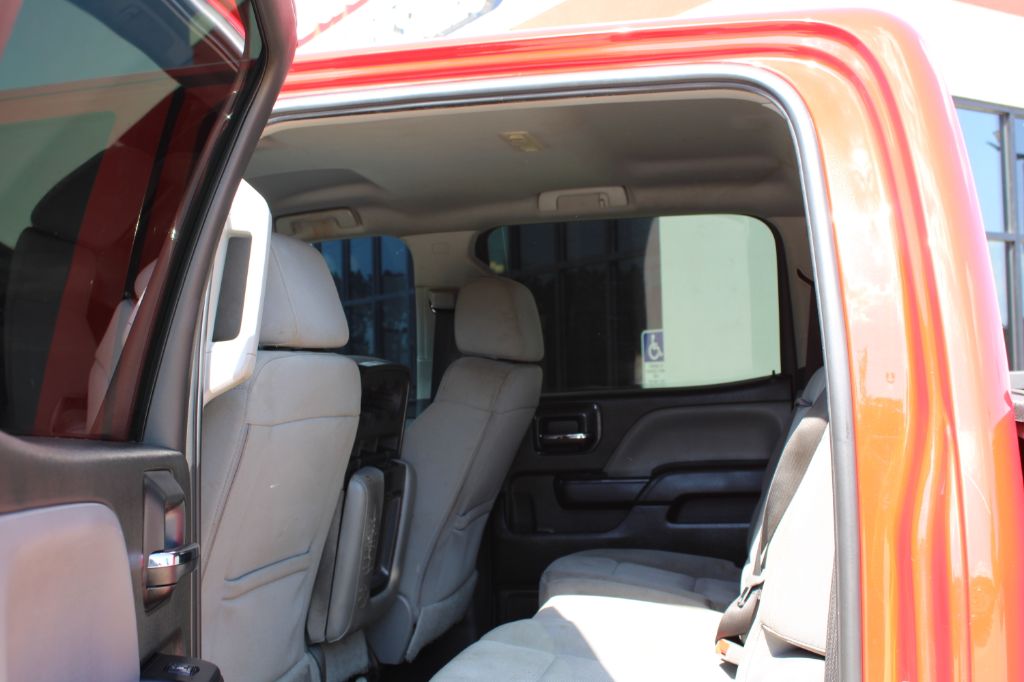 2018 Chevrolet Silverado 1500 - $18,299