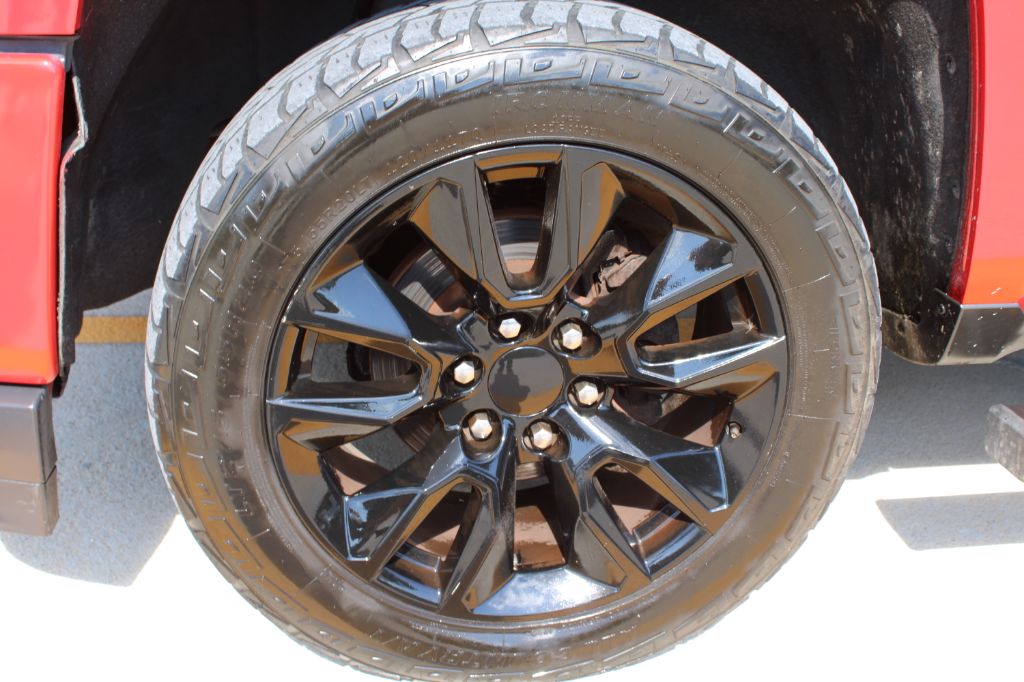 2018 Chevrolet Silverado 1500 - $18,299