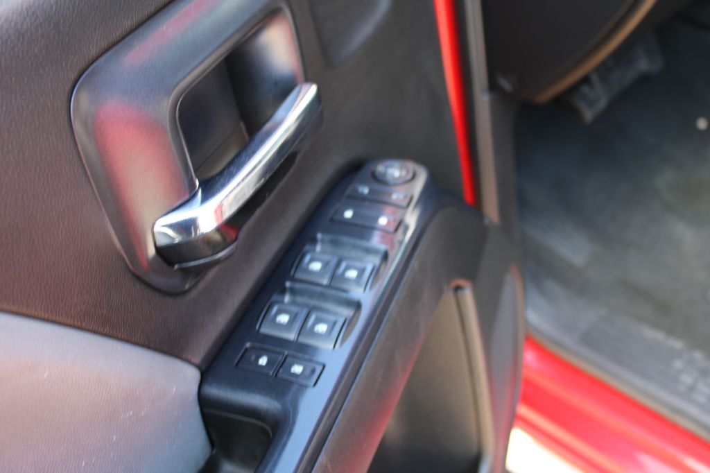 2018 Chevrolet Silverado 1500 - $18,299