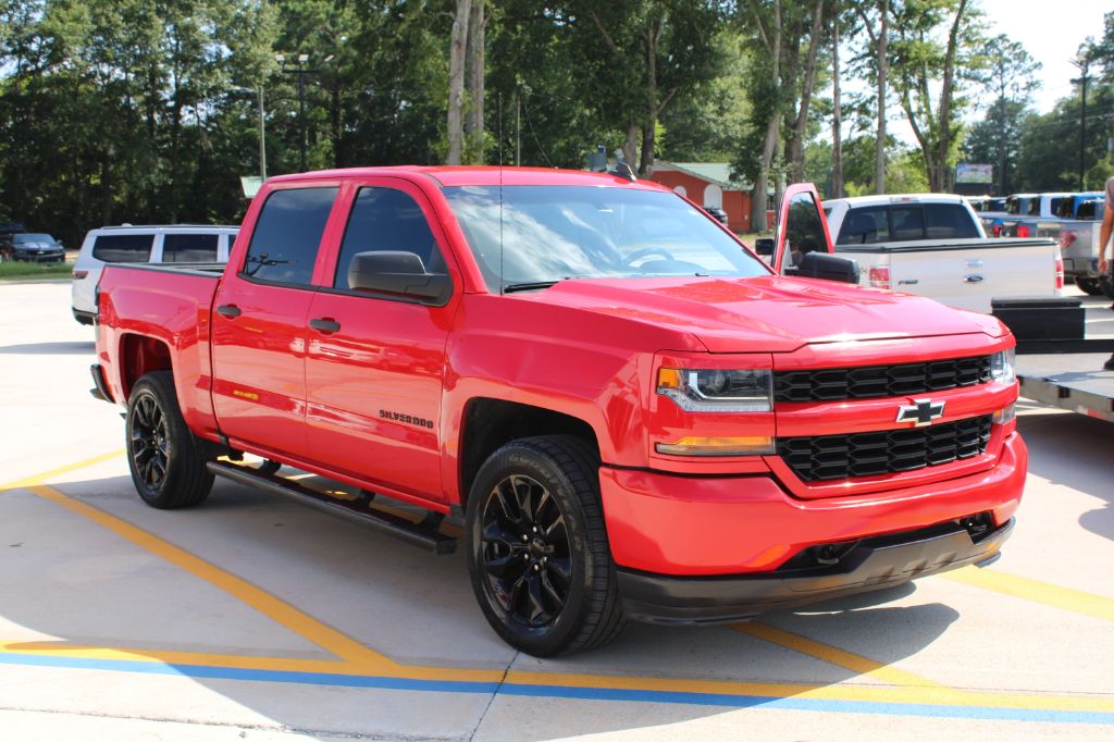 2018 Chevrolet Silverado 1500 - $18,299