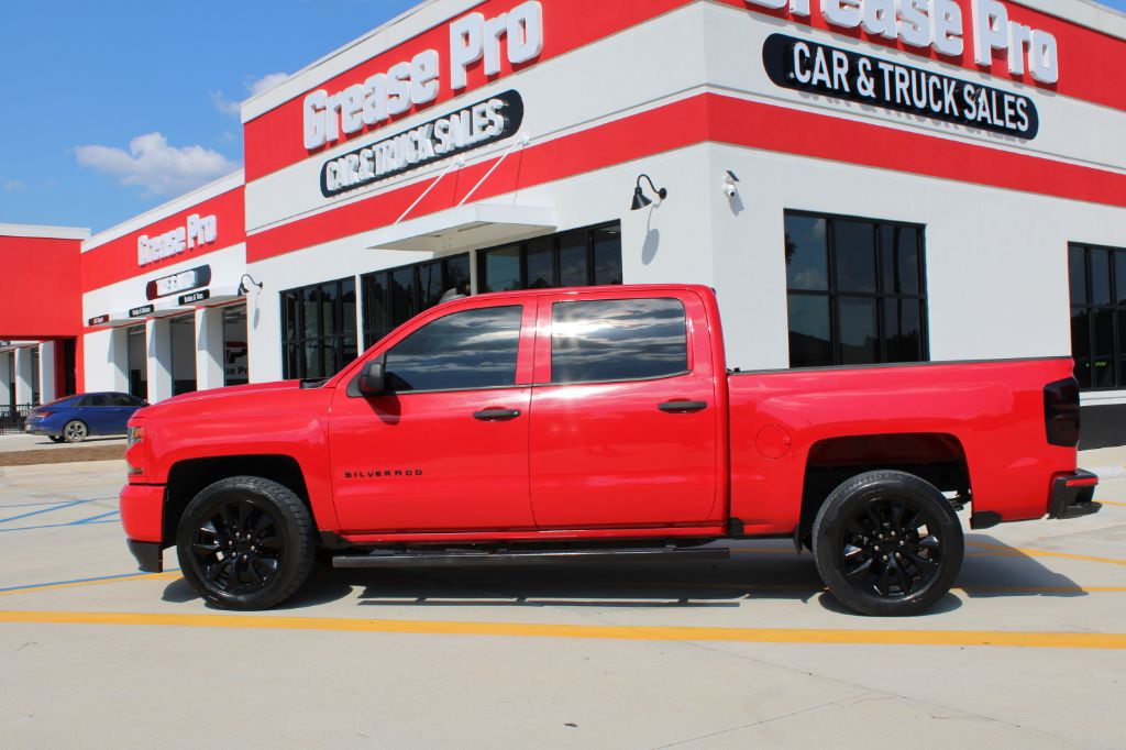 2018 Chevrolet Silverado 1500 - $18,299