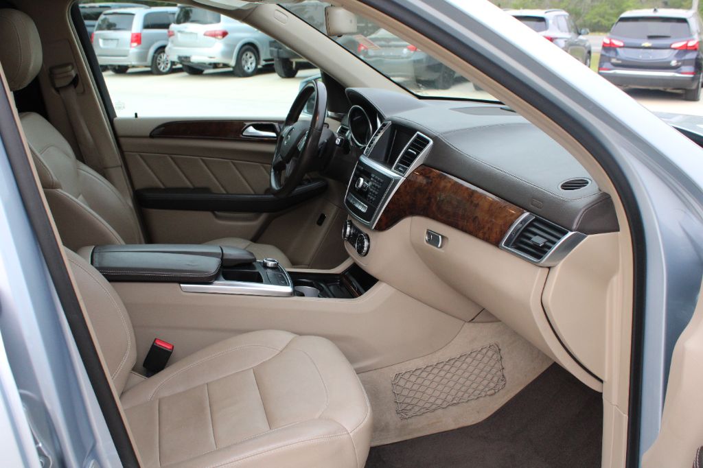 2016 Mercedes-Benz GLS - $12,499
