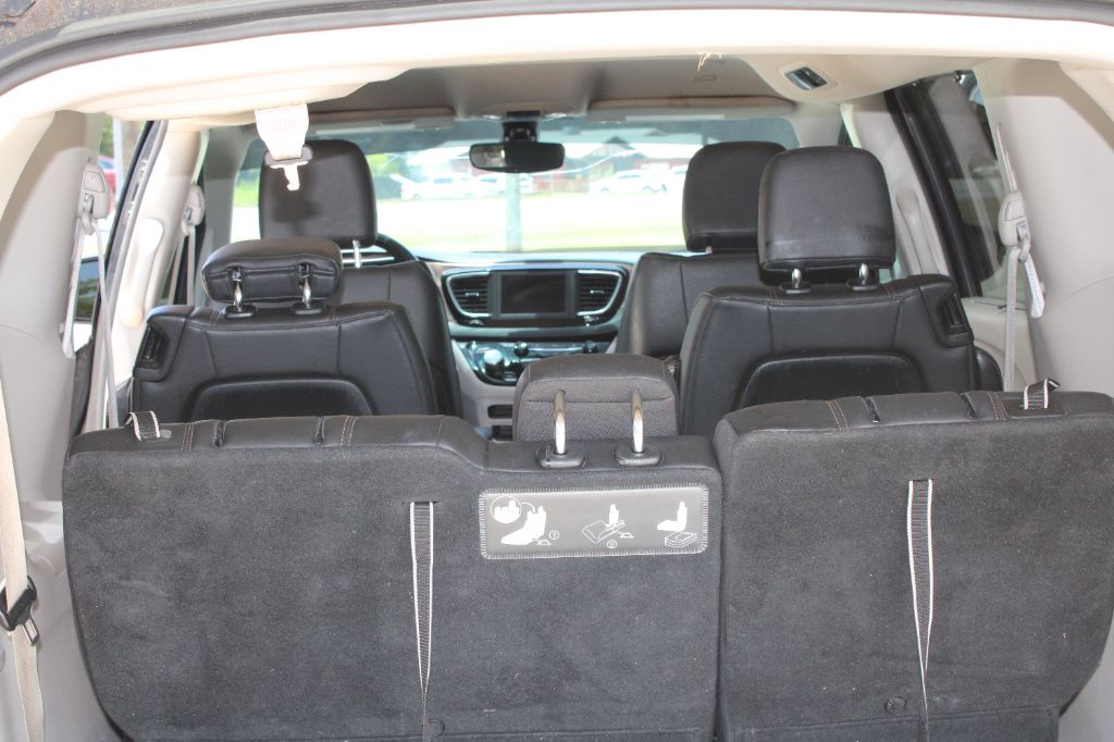 2019 Chrysler Pacifica - $14,499