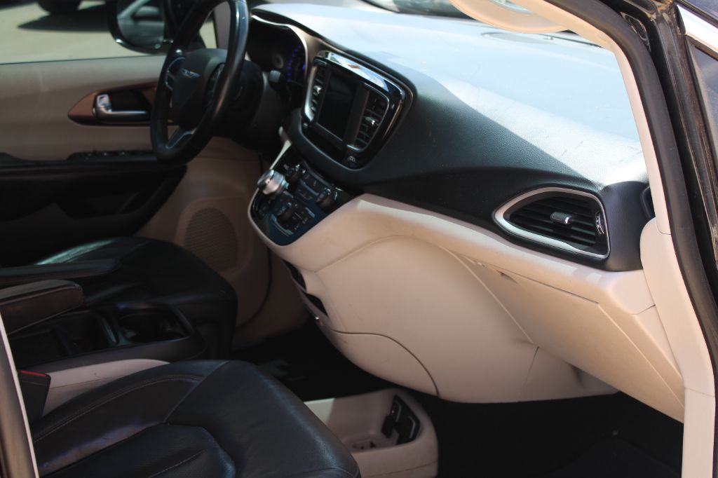 2019 Chrysler Pacifica - $14,499