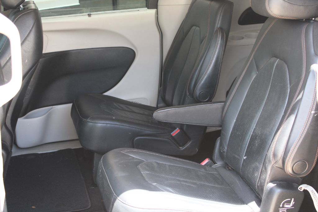 2019 Chrysler Pacifica - $14,499