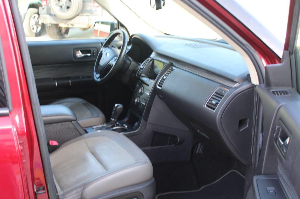 2019 Ford Flex - $14,799