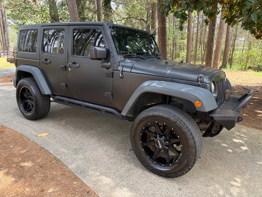 2014 Jeep Wrangler - $11,000