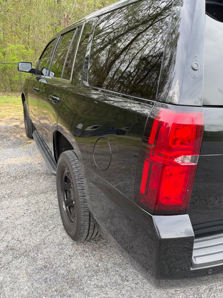 2019 Chevrolet Tahoe - $13,400
