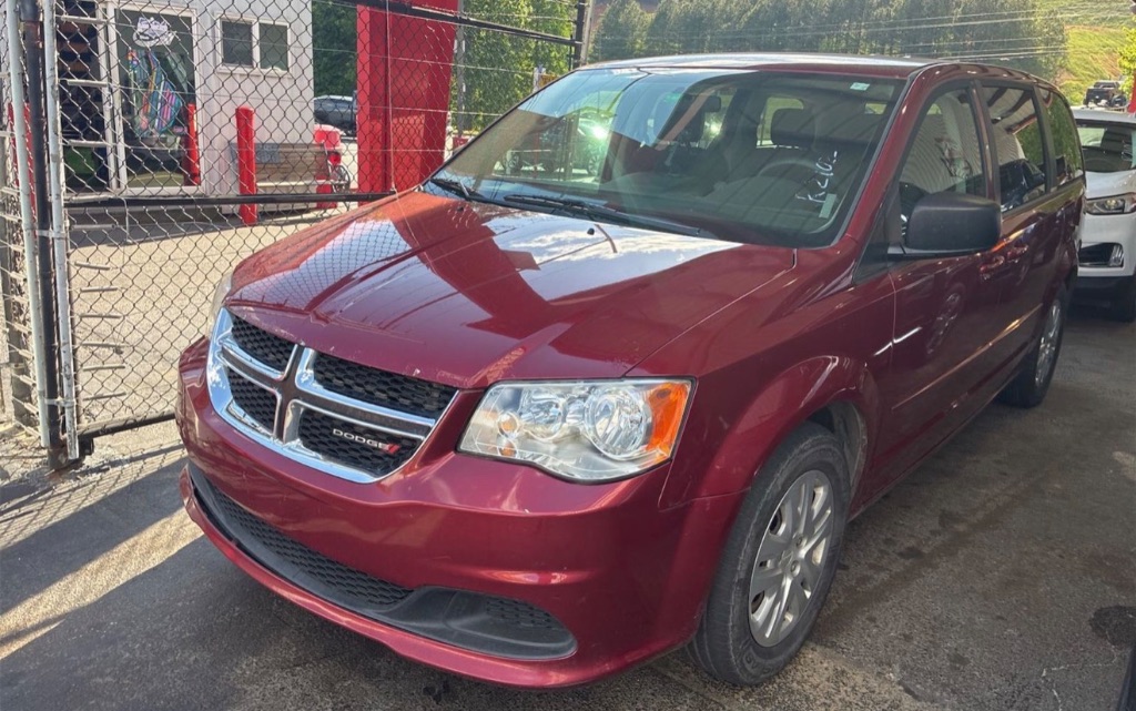 2016 Dodge Grand Caravan - $4,995