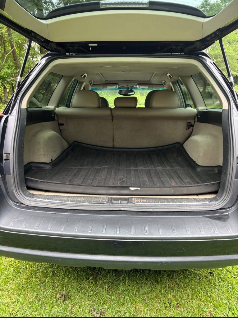 2005 Subaru Outback - $2,995
