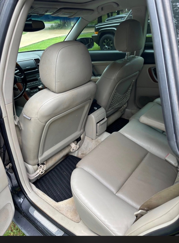 2005 Subaru Outback - $2,995