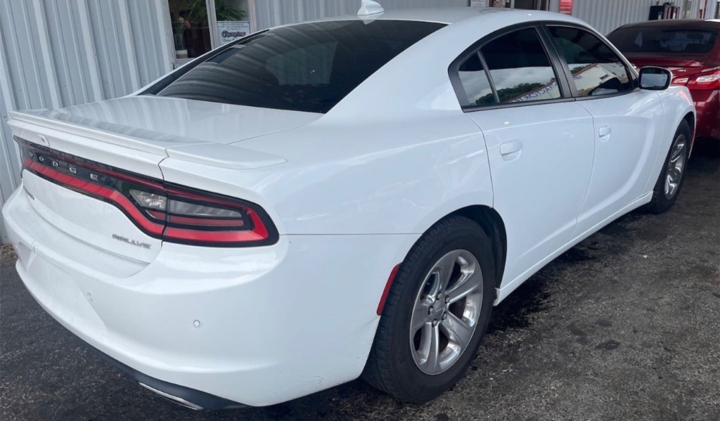 2015 Dodge Charger - $7,500