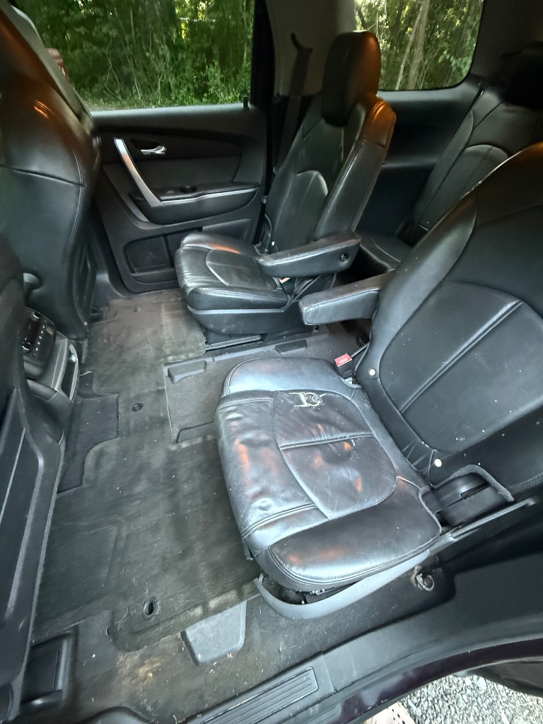 2009 GMC Acadia - $4,000