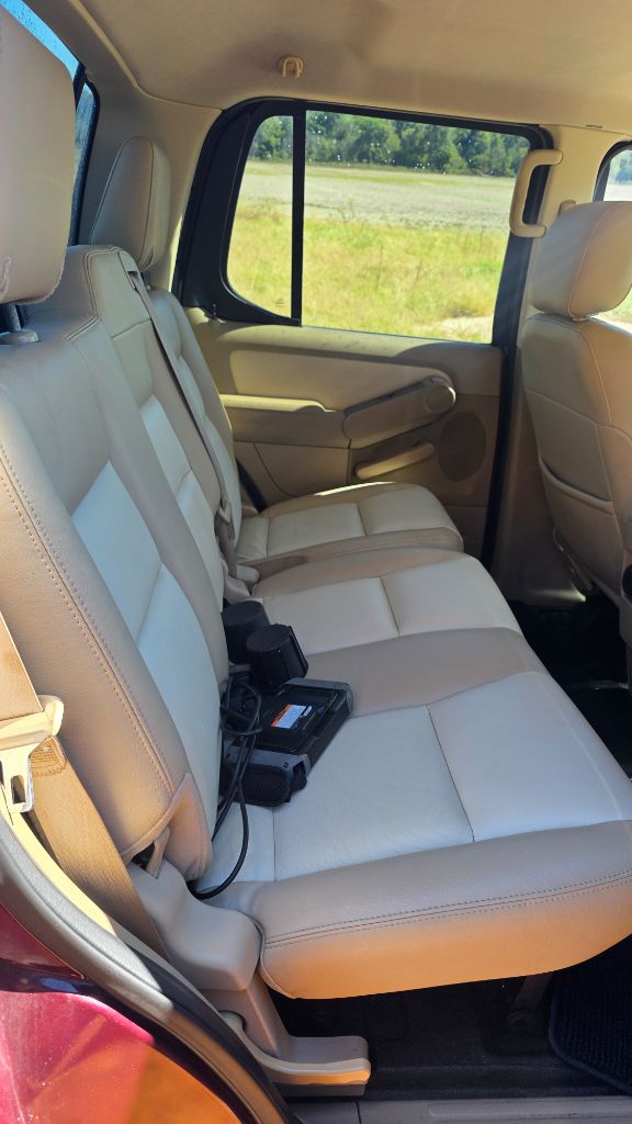 2008 Ford Explorer - $11,500