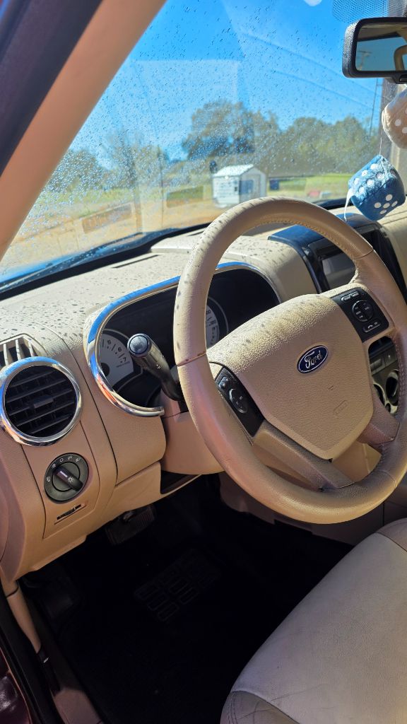 2008 Ford Explorer - $11,500