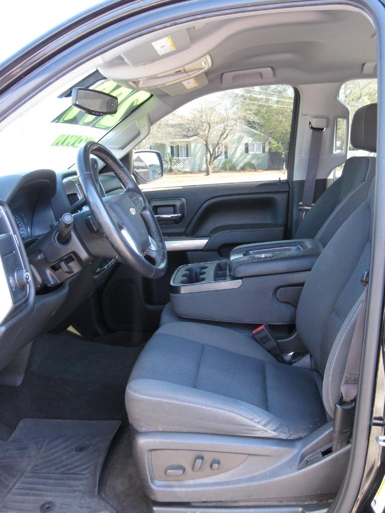 2017 Chevrolet Silverado 1500 - $17,500