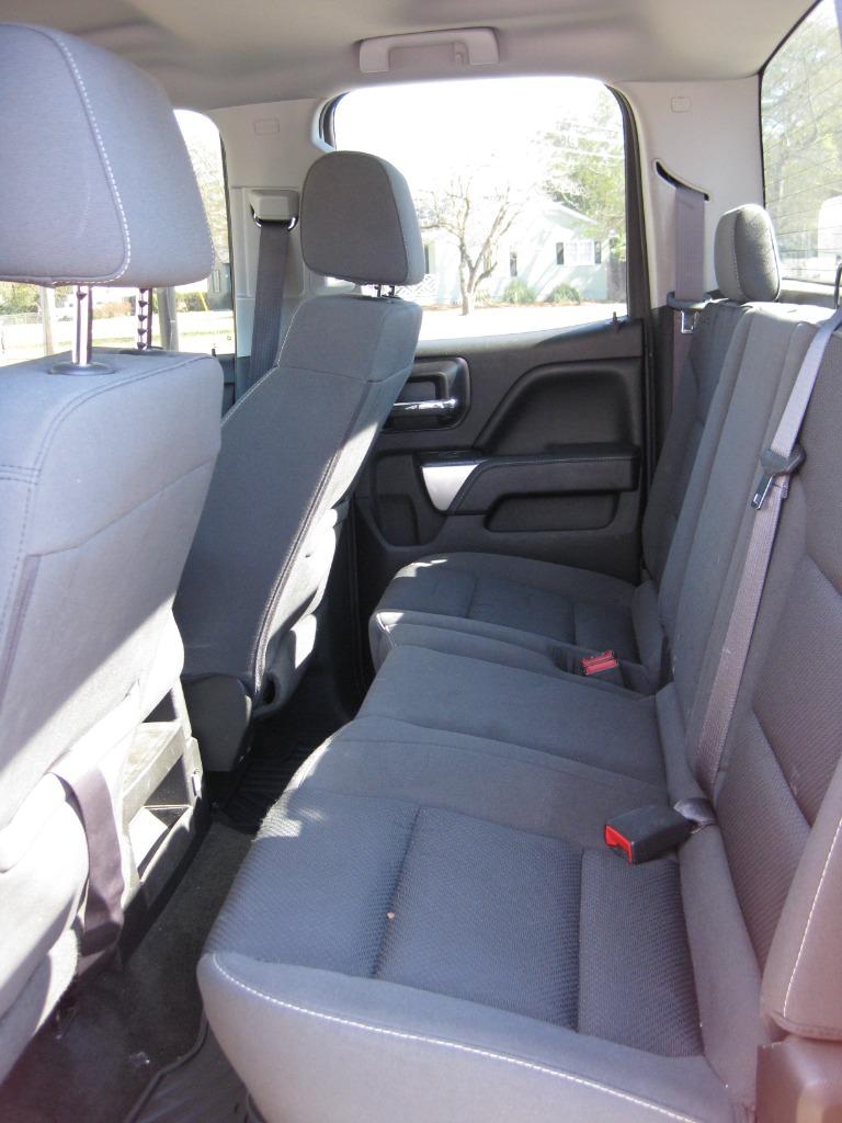 2017 Chevrolet Silverado 1500 - $17,500
