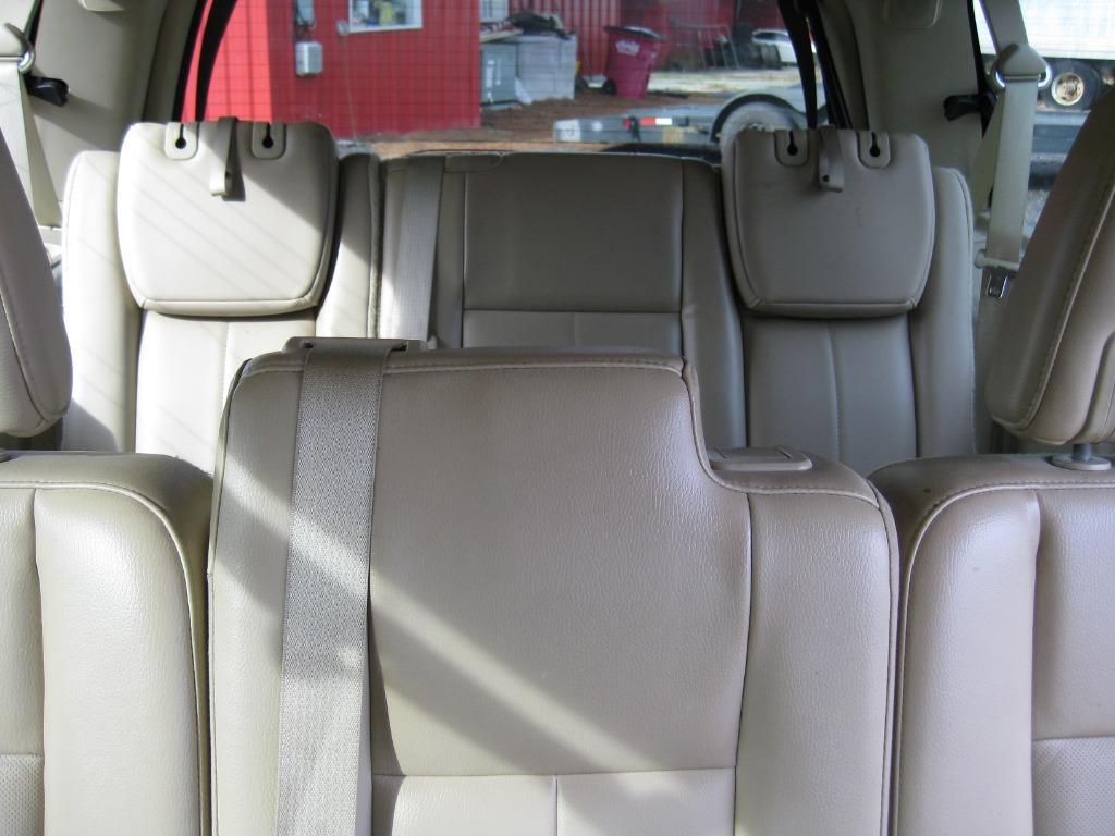 2015 Ford Expedition - $10,000