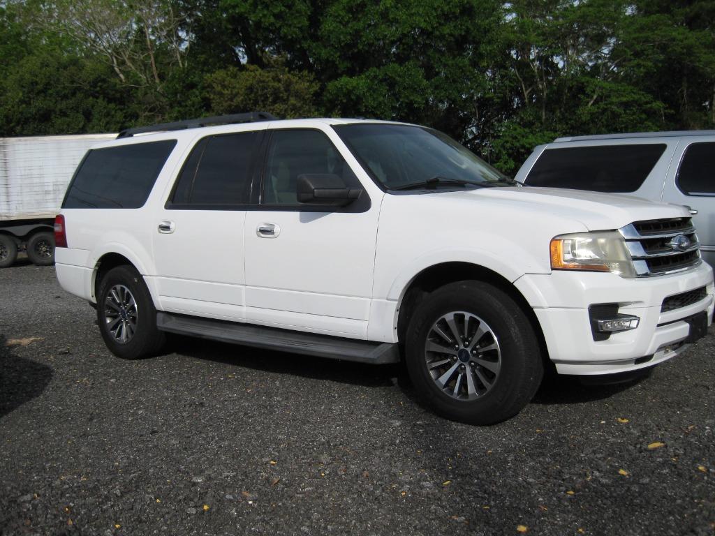 2015 Ford Expedition - $10,000