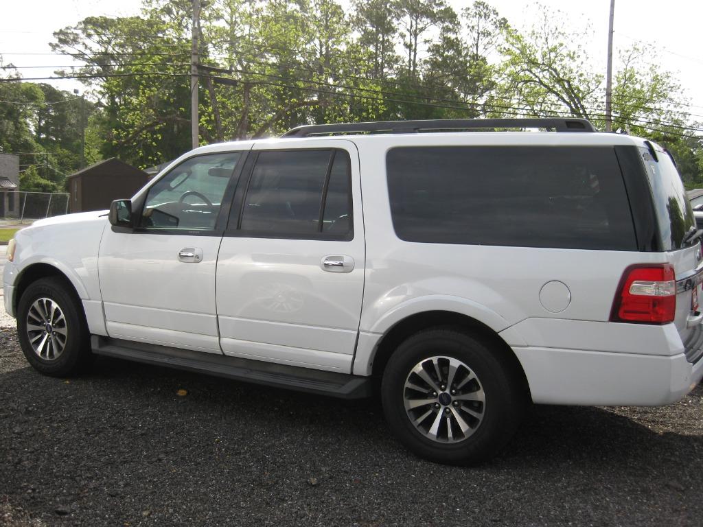 2015 Ford Expedition - $10,000
