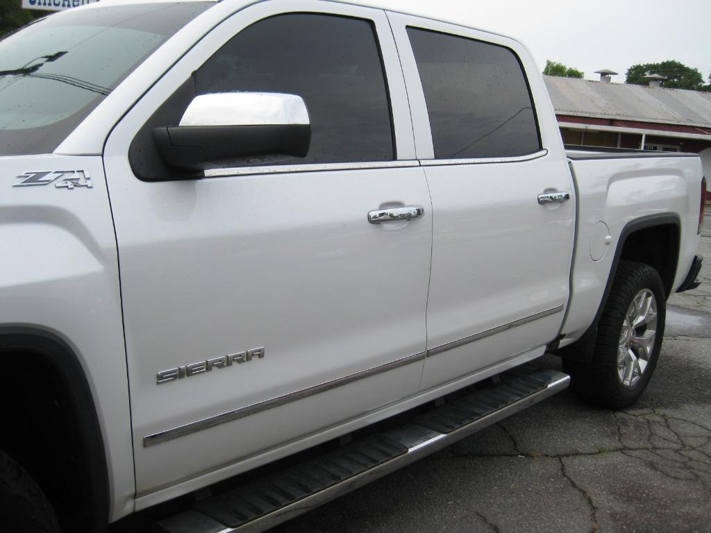 2018 GMC Sierra 1500 - $24,900