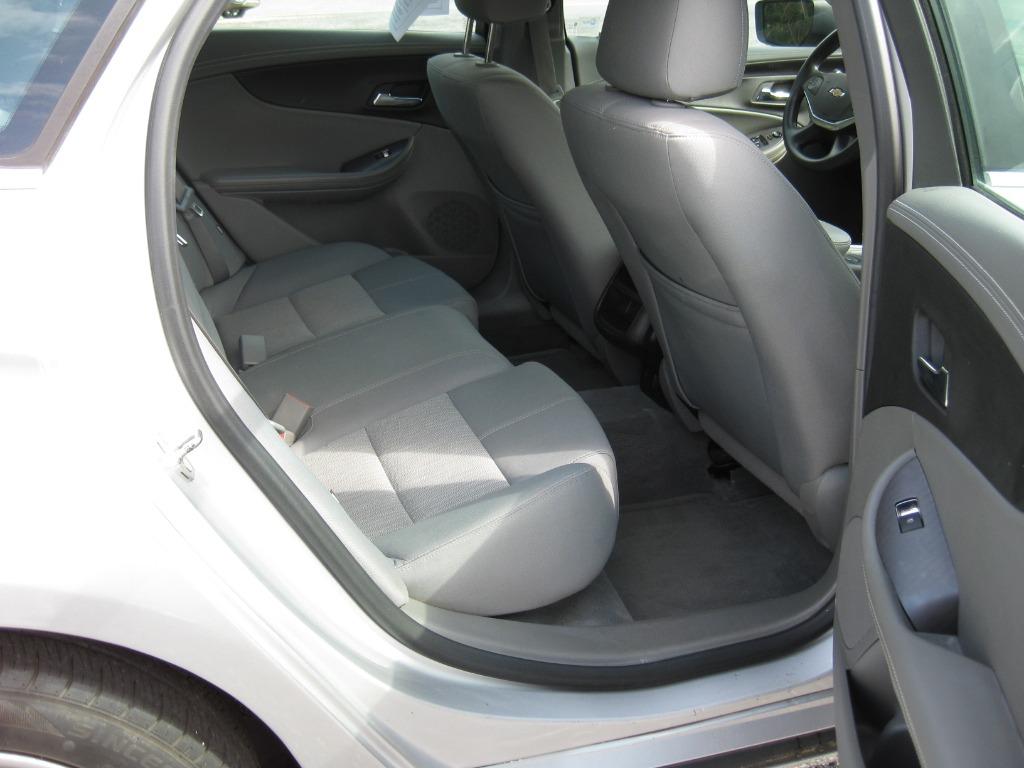 2015 Chevrolet Impala - $9,700