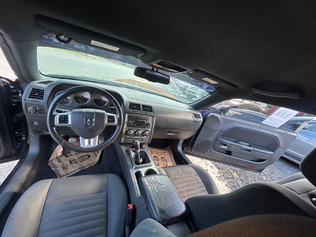 2014 Dodge Challenger - $12,500