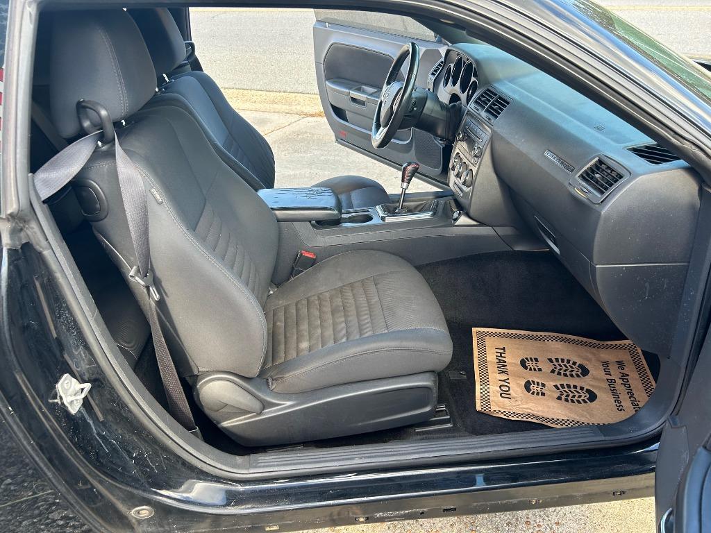 2014 Dodge Challenger - $12,500