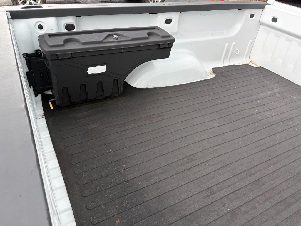 2016 Chevrolet Silverado - $16,800