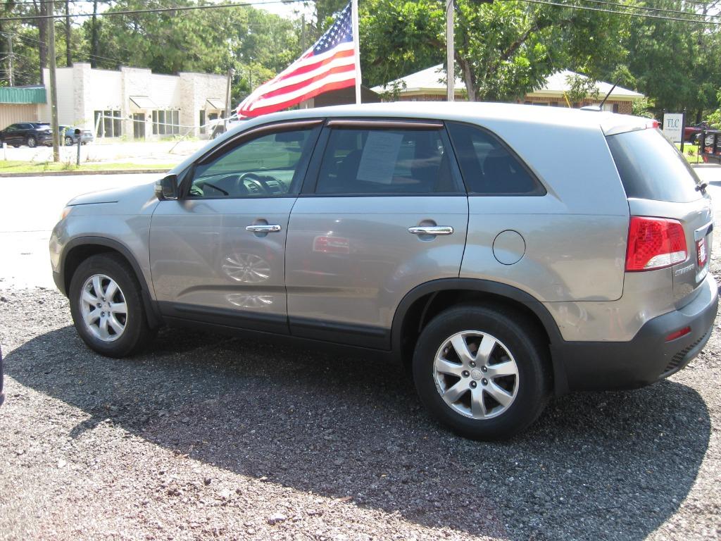 2011 Kia Sorento - $4,500