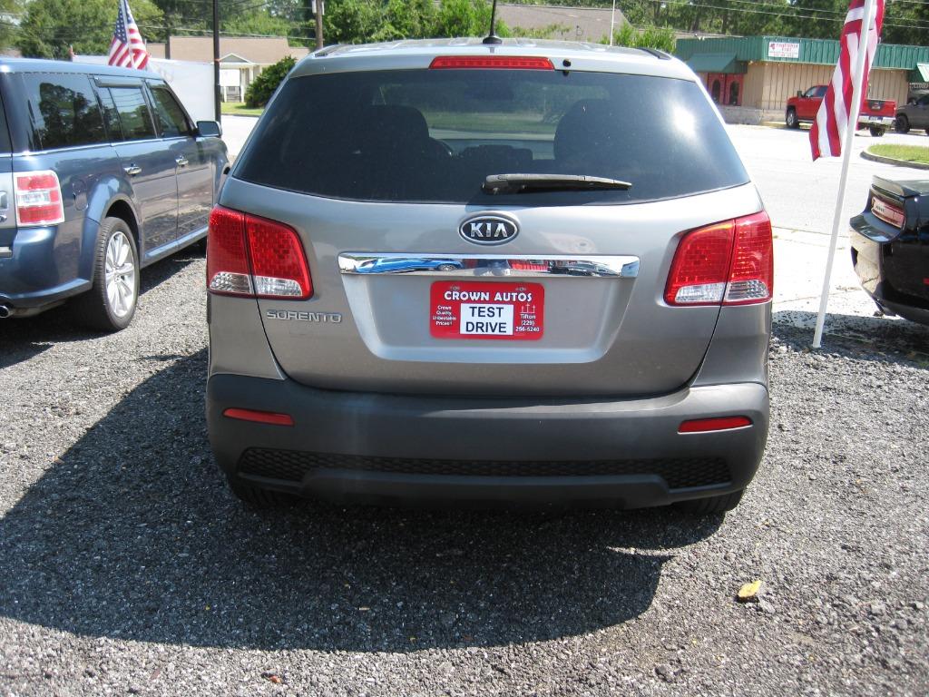 2011 Kia Sorento - $4,500