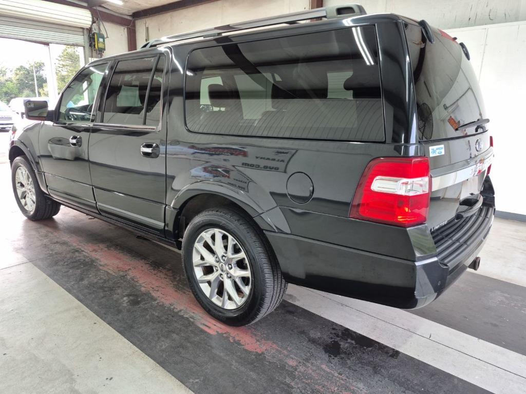 2015 Ford Expedition - $17,900