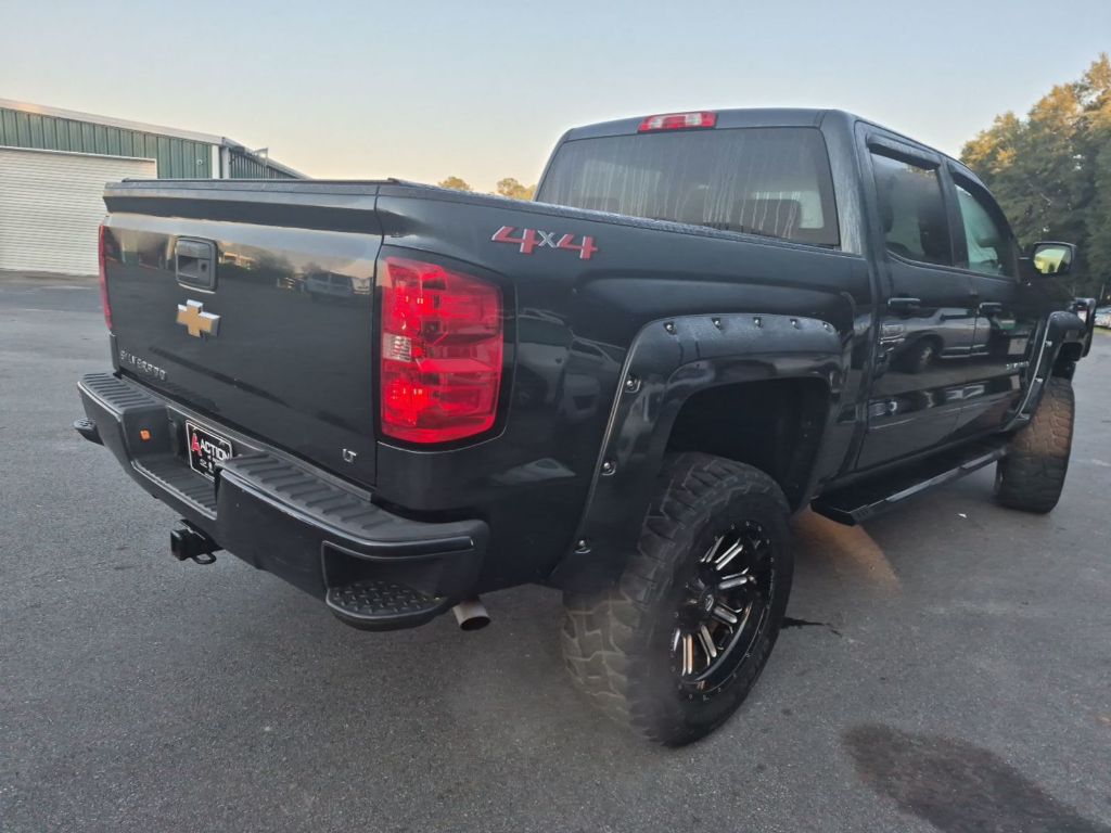 2018 Chevrolet Silverado - $22,900