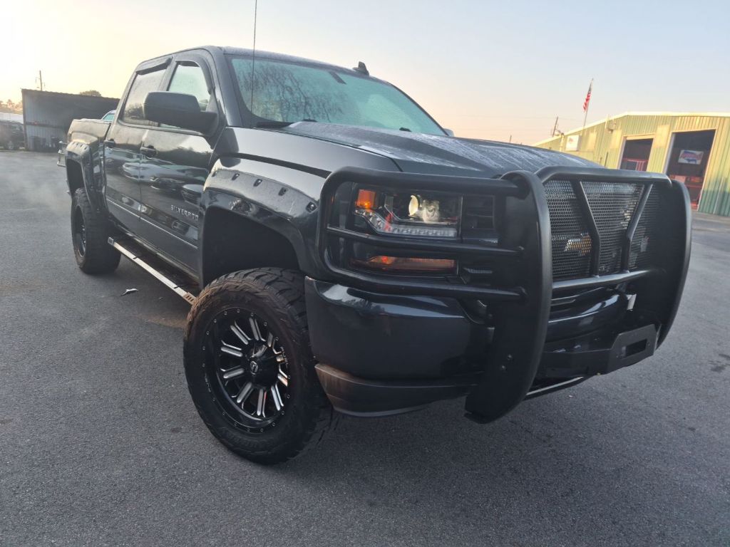 2018 Chevrolet Silverado - $22,900