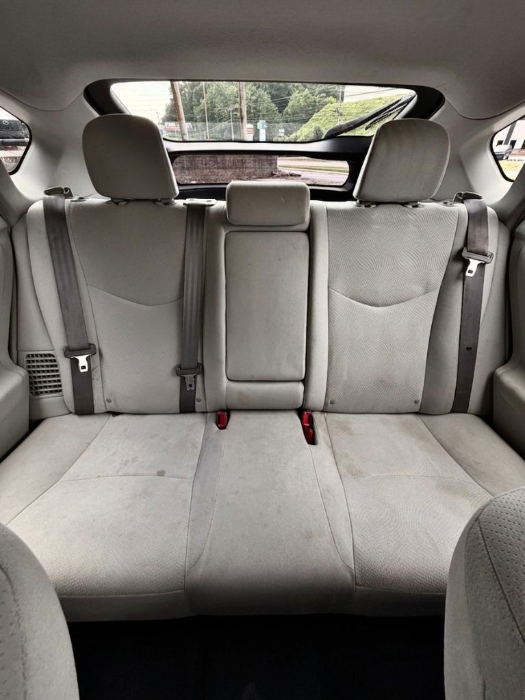2014 Toyota Prius - $6,975