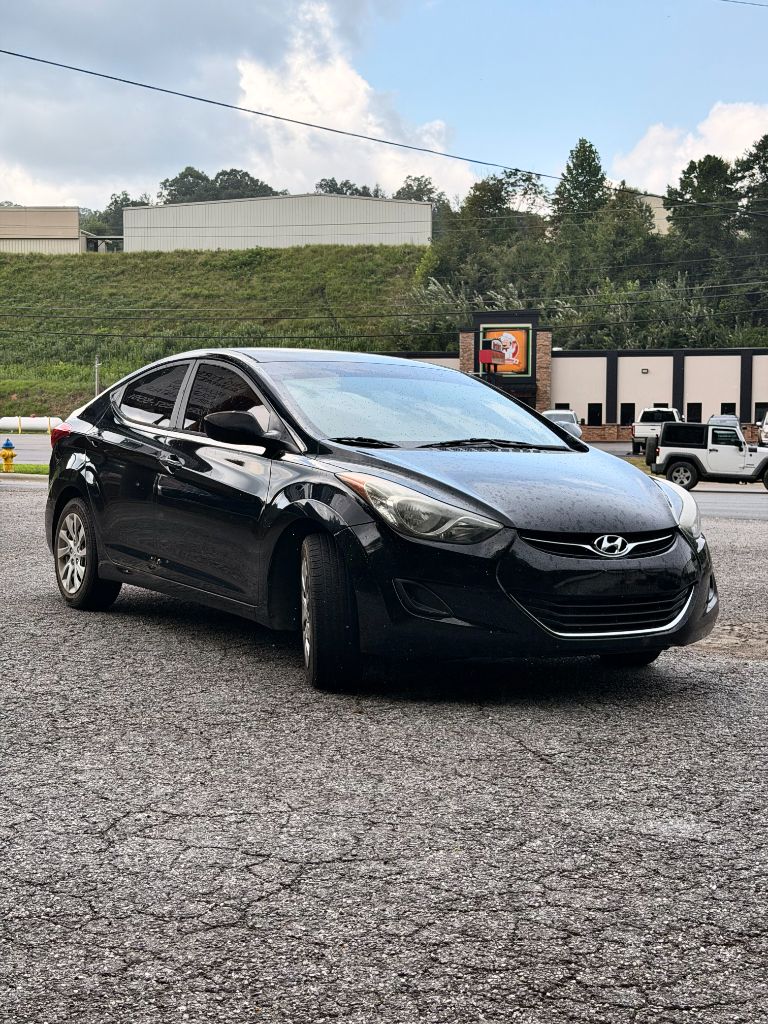 2013 Hyundai Elantra - $6,750