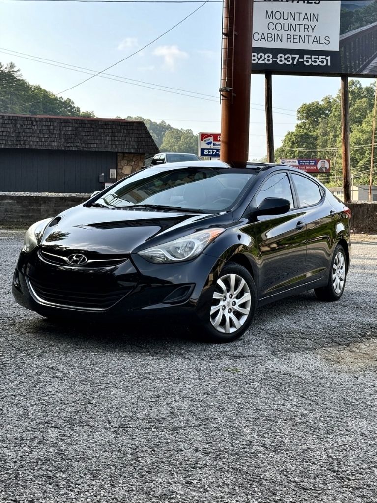 2013 Hyundai Elantra - $6,750