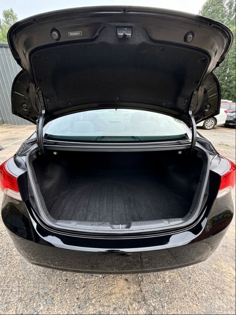 2013 Hyundai Elantra - $6,750