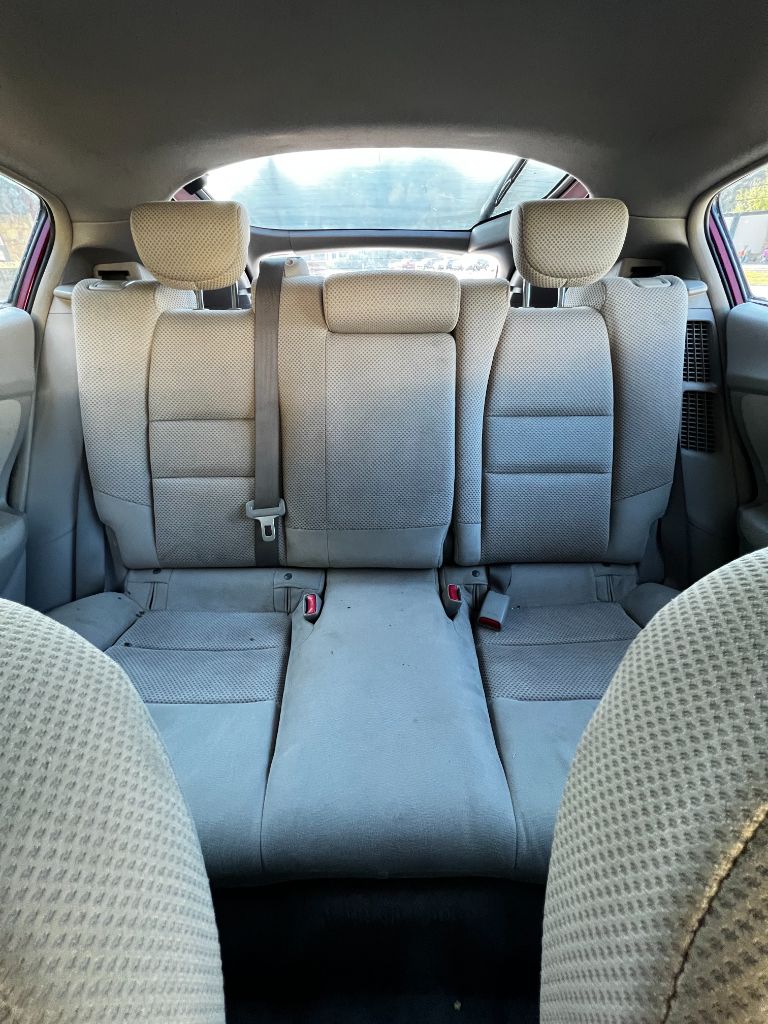 2010 Honda Insight - $2,500