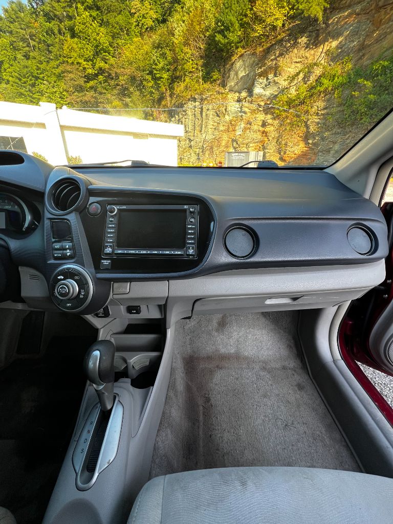 2010 Honda Insight - $2,500
