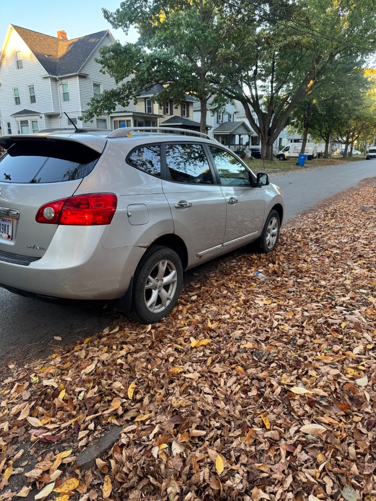 2011 Nissan Rogue - $3,000
