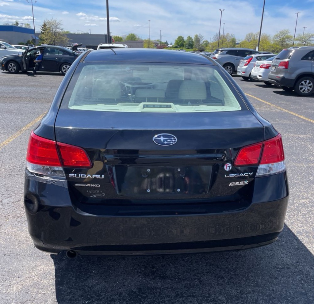 2010 Subaru Legacy - $2,500